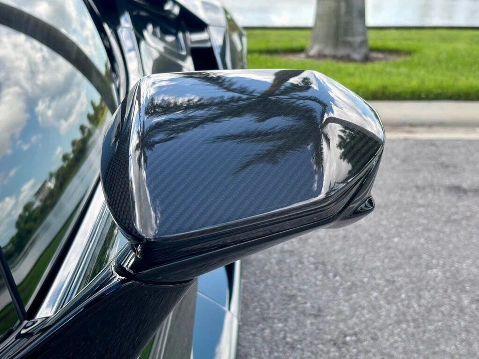 2025 Lamborghini Revuelto - Image 28 of 30
