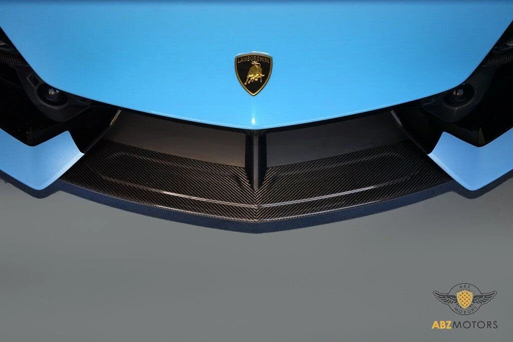 2025 Lamborghini Revuelto - Image 17 of 31