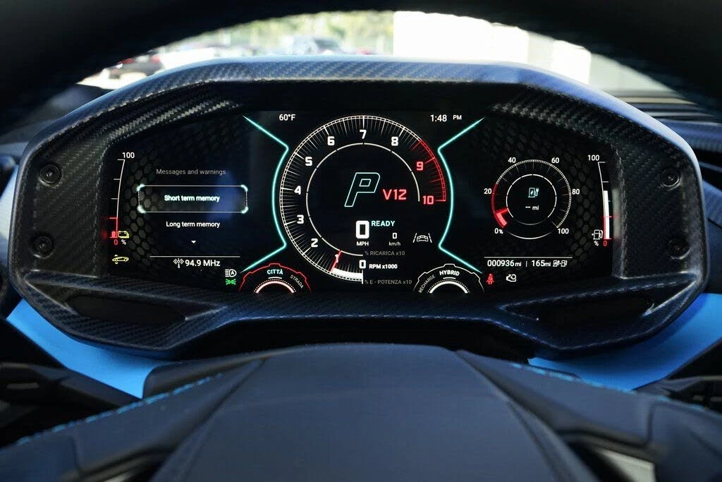2025 Lamborghini Revuelto - Image 26 of 31