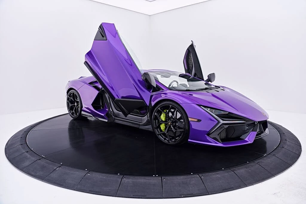 2025 Lamborghini Revuelto - Image 31 of 31