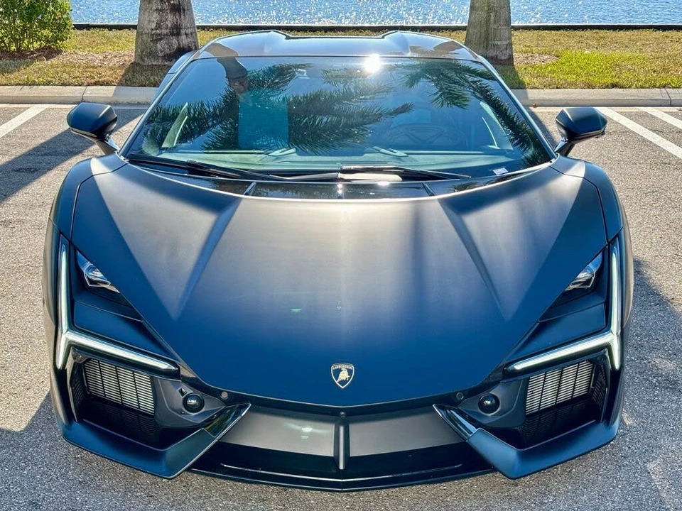 2025 Lamborghini Revuelto - Image 2 of 29