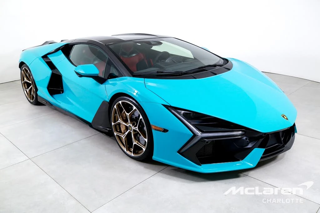 2025 Lamborghini Revuelto - Image 3 of 31