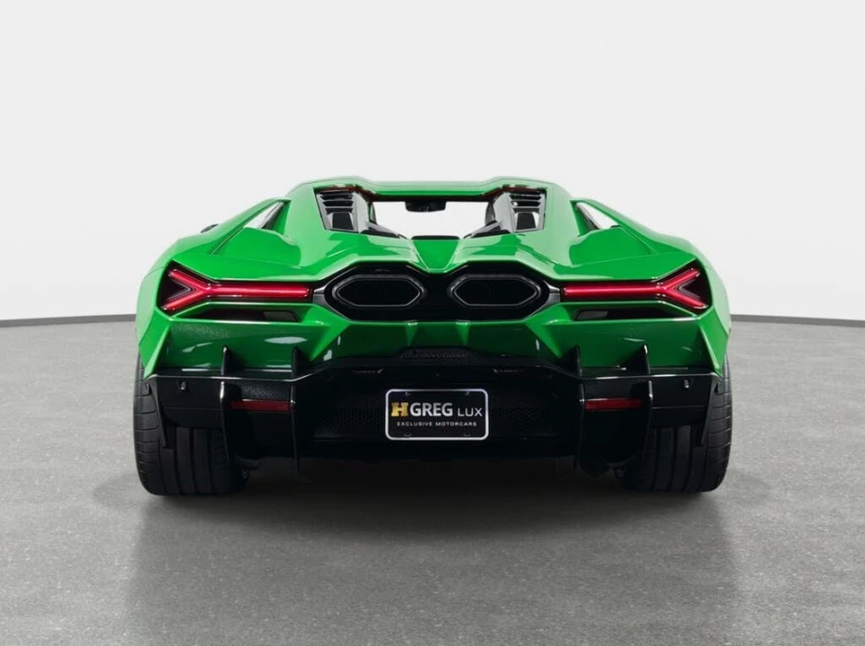 2025 Lamborghini Revuelto - Image 7 of 31