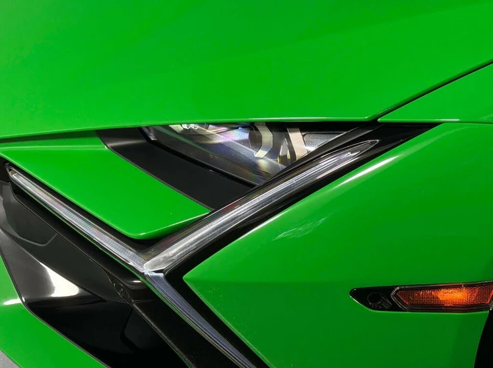 2025 Lamborghini Revuelto - Image 21 of 31