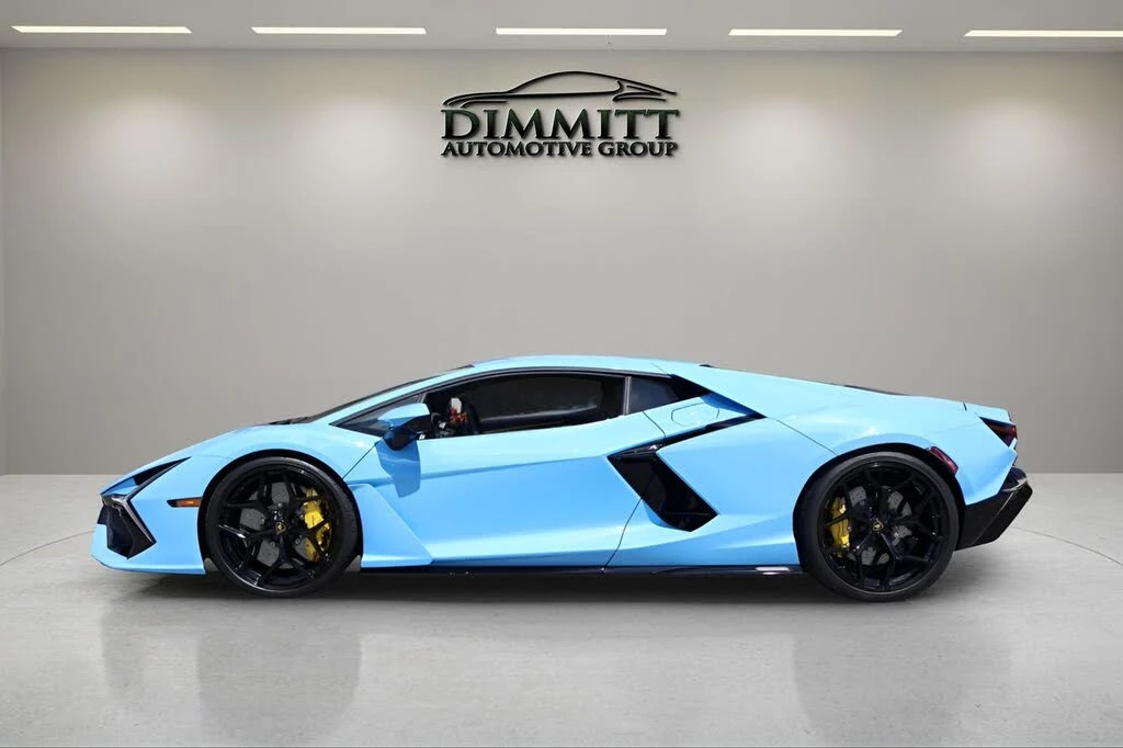 2025 Lamborghini Revuelto - Image 2 of 31