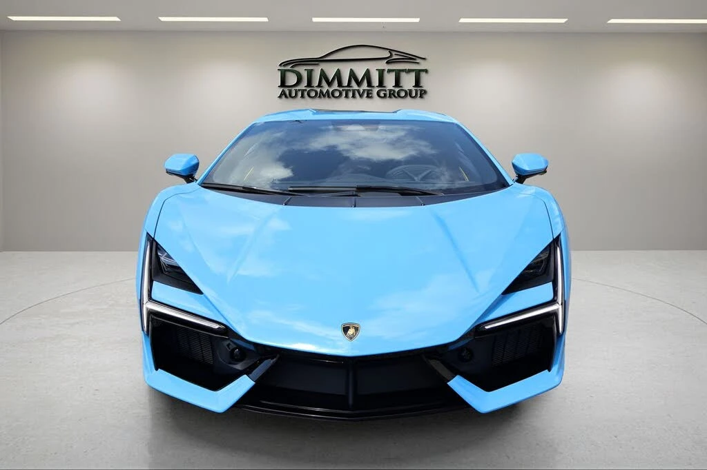 2025 Lamborghini Revuelto - Image 8 of 31