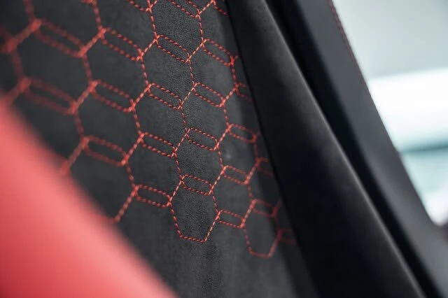 2025 Lamborghini Revuelto - Image 16 of 31