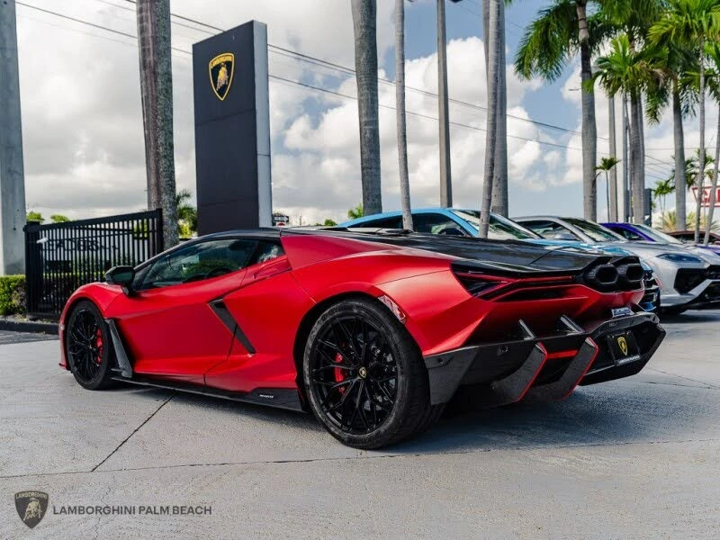 2025 Lamborghini Revuelto - Image 3 of 31
