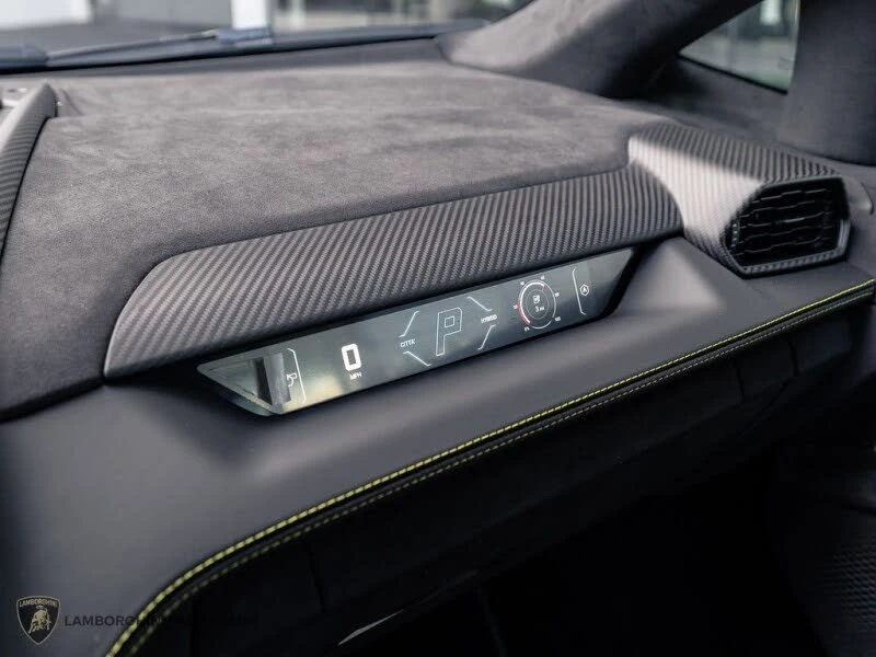 2025 Lamborghini Revuelto - Image 8 of 26