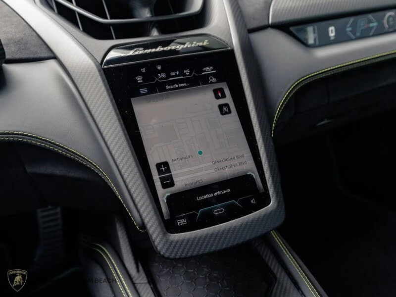 2025 Lamborghini Revuelto - Image 11 of 26