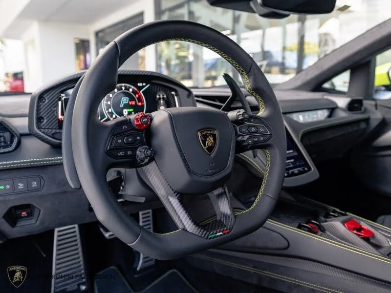 2025 Lamborghini Revuelto - Image 21 of 26