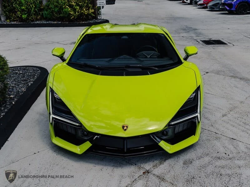 2025 Lamborghini Revuelto - Image 4 of 31