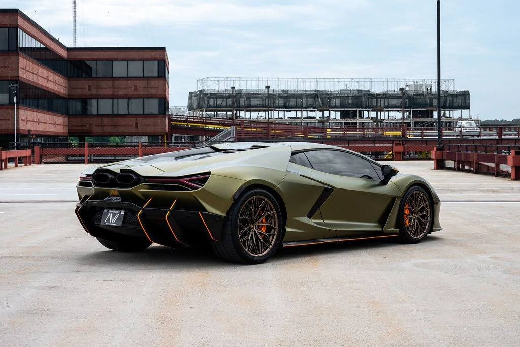 2025 Lamborghini Revuelto - Image 6 of 30
