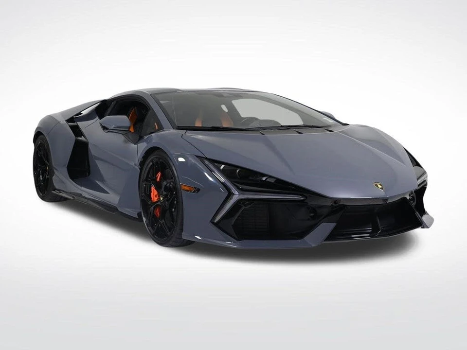 2025 Lamborghini Revuelto - Image 7 of 31