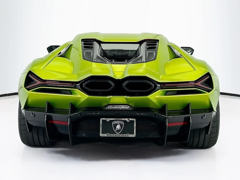 2025 Lamborghini Revuelto - Image 6 of 30