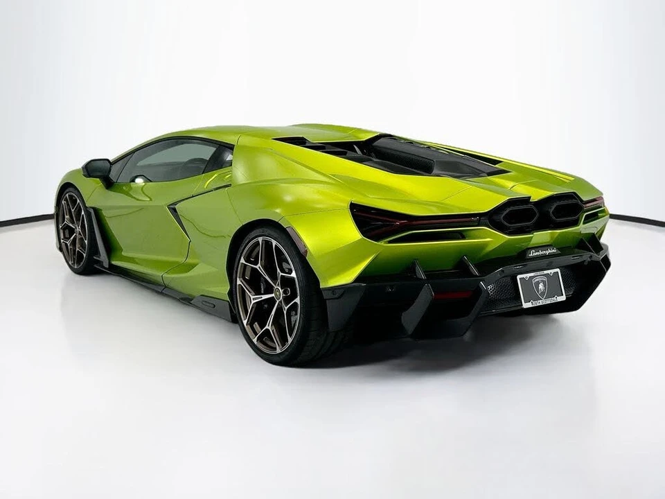 2025 Lamborghini Revuelto - Image 7 of 30