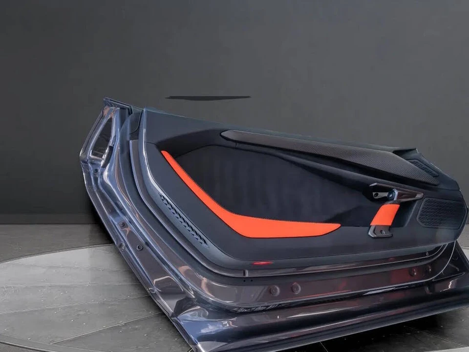 2025 Lamborghini Revuelto - Image 6 of 31