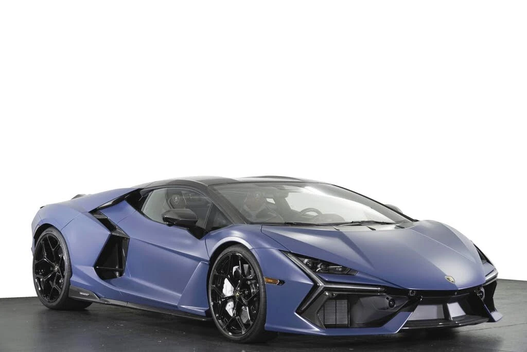 2025 Lamborghini Revuelto - Image 22 of 28