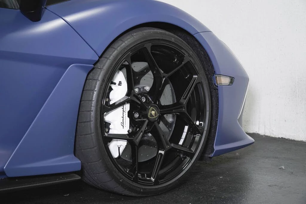 2025 Lamborghini Revuelto - Image 7 of 28