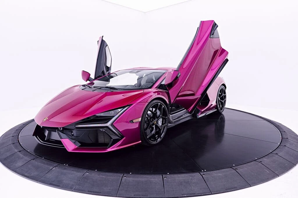 2025 Lamborghini Revuelto - Image 20 of 31