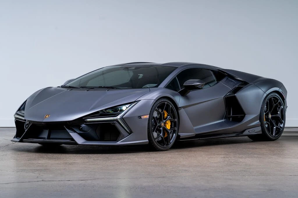 2025 Lamborghini Revuelto - Image 3 of 31