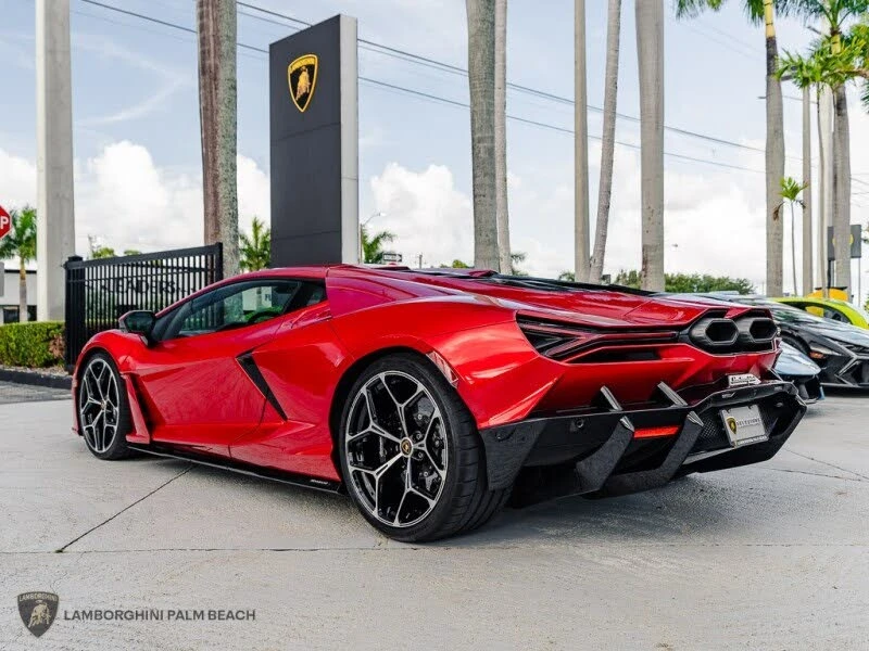 2025 Lamborghini Revuelto - Image 3 of 31