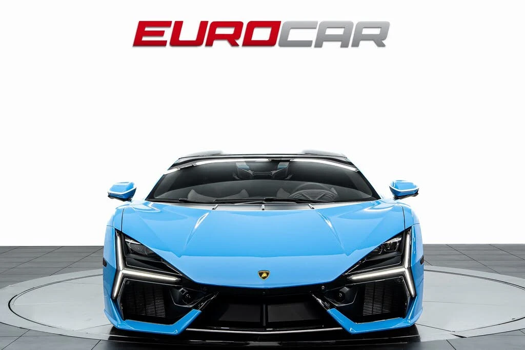 2025 Lamborghini Revuelto - Image 8 of 31