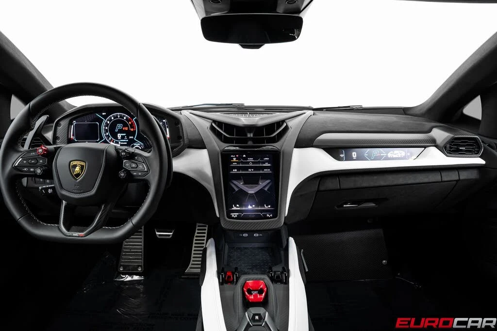 2025 Lamborghini Revuelto - Image 30 of 31