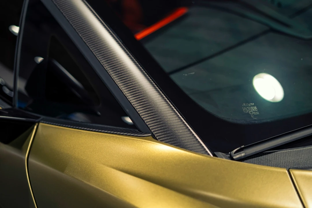 2025 Lamborghini Revuelto - Image 21 of 31