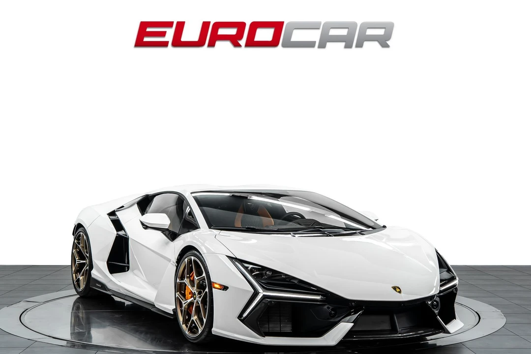 2025 Lamborghini Revuelto - Image 7 of 31