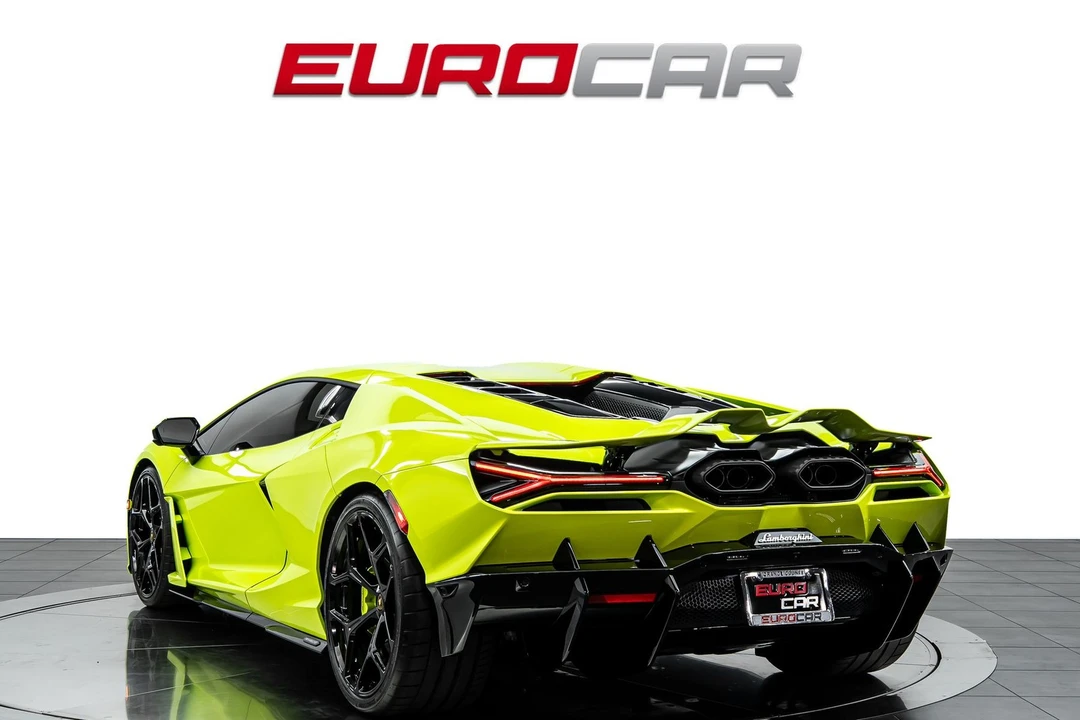 2025 Lamborghini Revuelto - Image 3 of 31