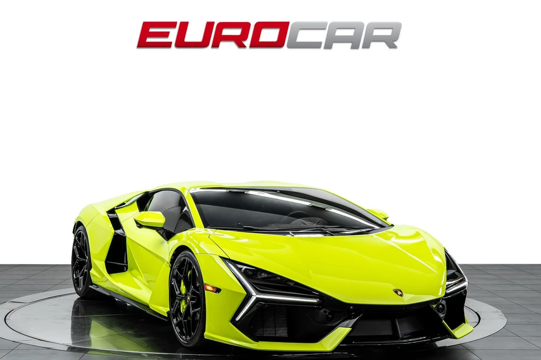 2025 Lamborghini Revuelto - Image 7 of 31