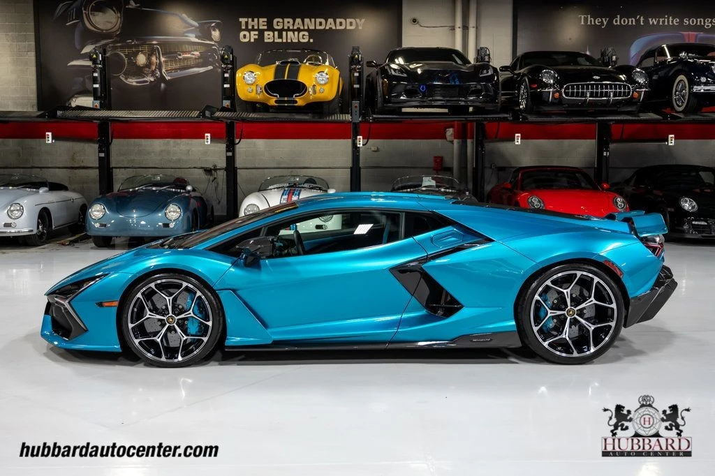 2025 Lamborghini Revuelto - Image 5 of 12