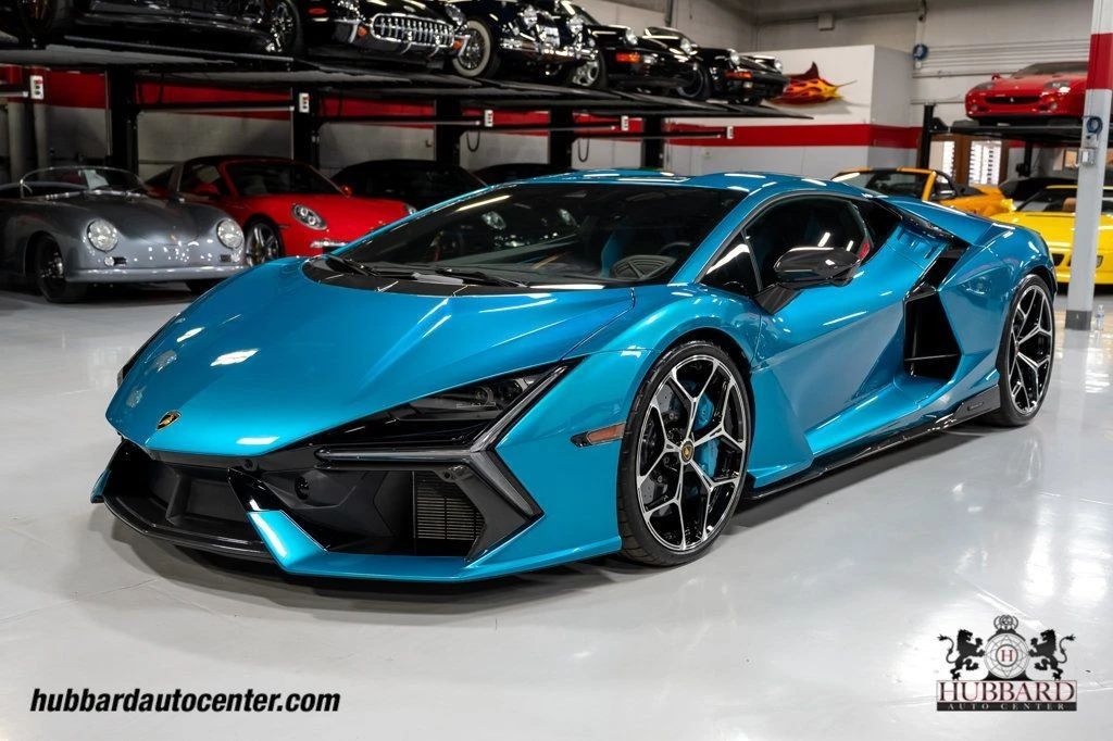 2025 Lamborghini Revuelto - Image 12 of 12