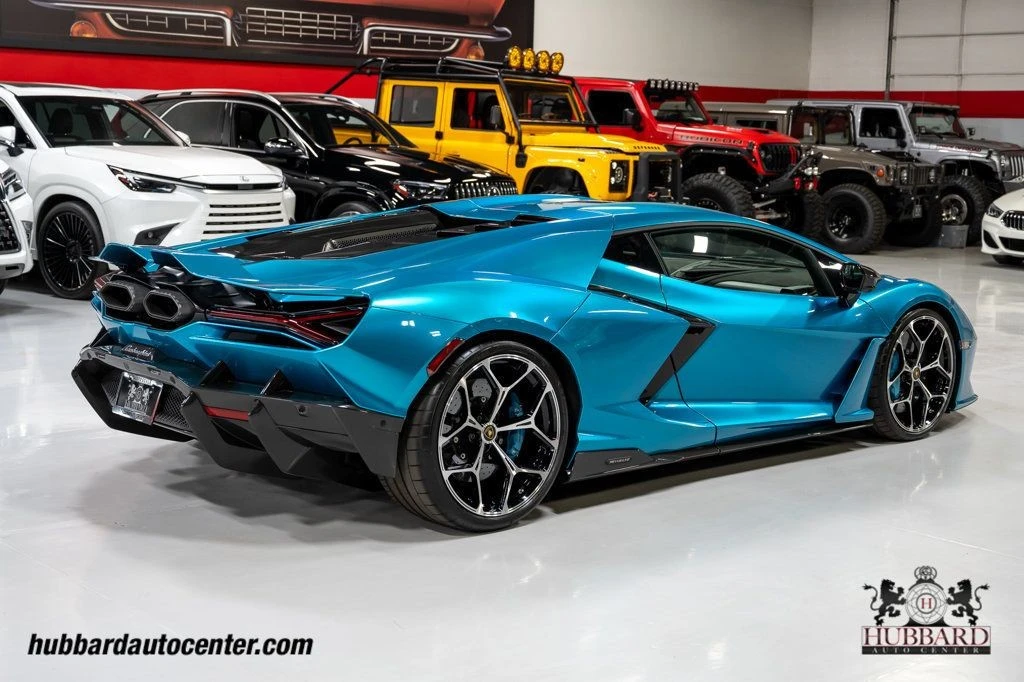 2025 Lamborghini Revuelto - Image 8 of 12