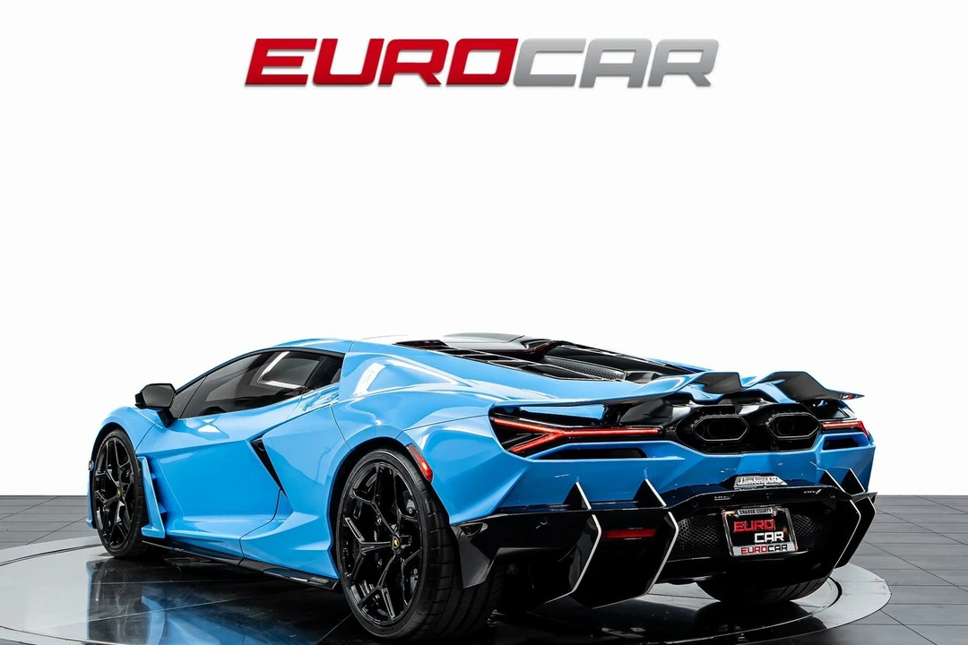 2025 Lamborghini Revuelto - Image 3 of 31