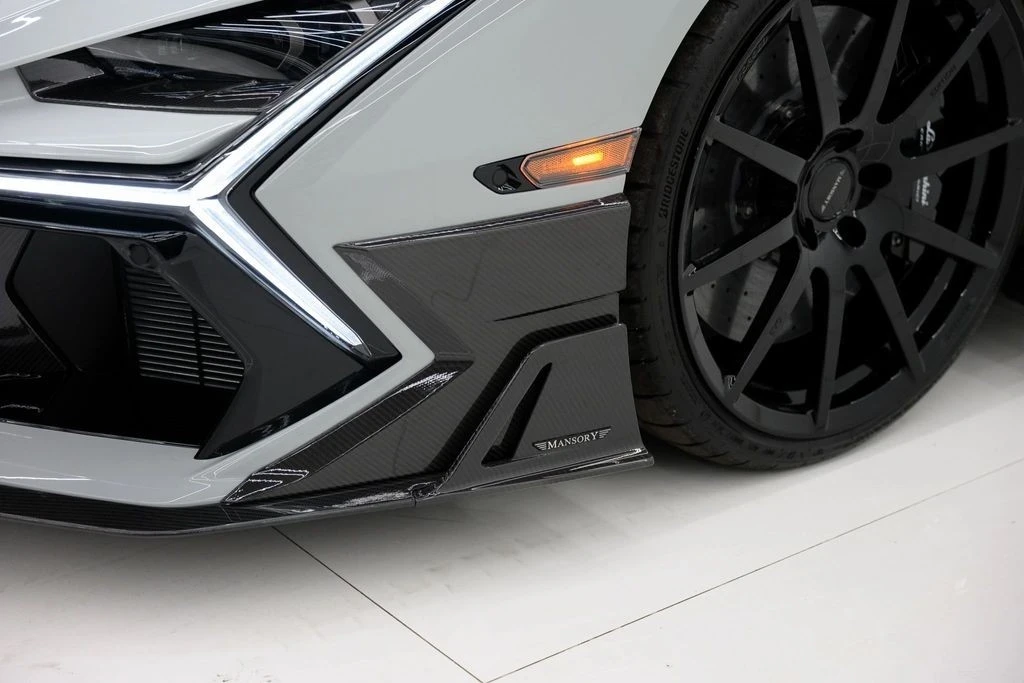 2025 Lamborghini Revuelto - Image 12 of 21