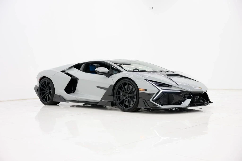 2025 Lamborghini Revuelto - Image 5 of 21