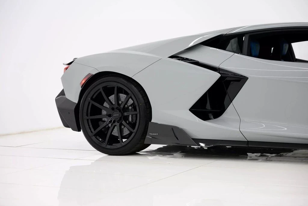 2025 Lamborghini Revuelto - Image 7 of 21