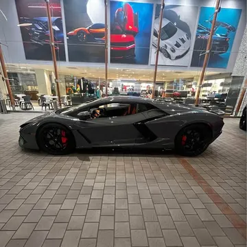 2025 Lamborghini Revuelto