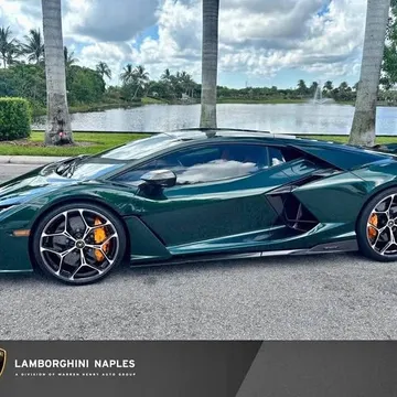 2025 Lamborghini Revuelto AWD 2D Coupe
