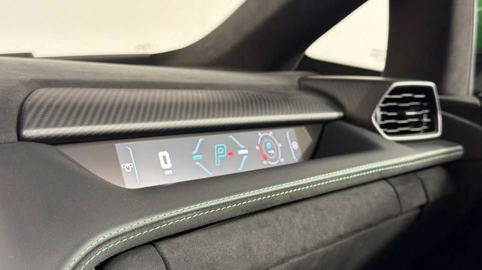 2025 Lamborghini Revuelto - Image 16 of 20