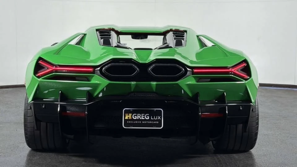 2025 Lamborghini Revuelto - Image 4 of 20