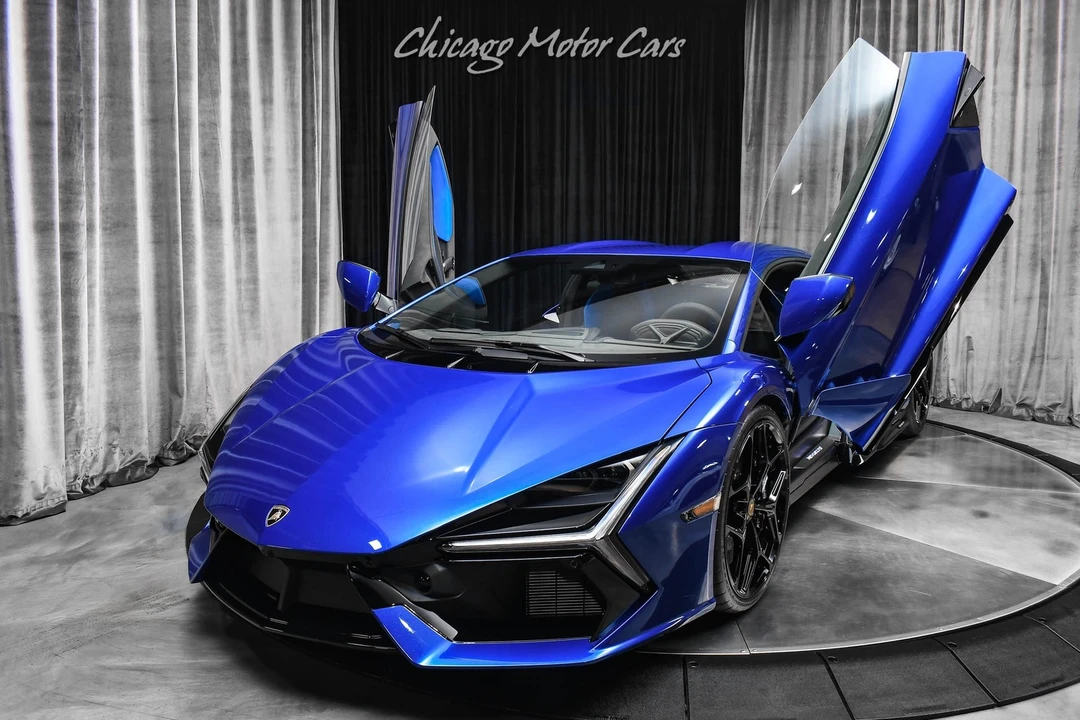 2025 Lamborghini Revuelto - Image 2 of 21