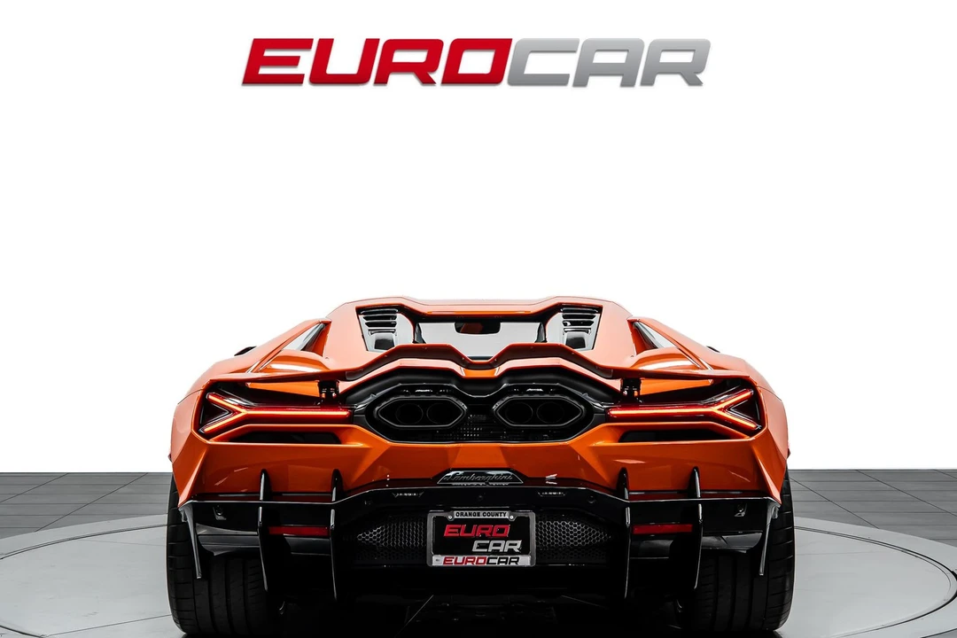 2025 Lamborghini Revuelto - Image 4 of 31