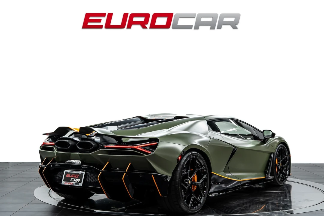 2025 Lamborghini Revuelto - Image 5 of 31