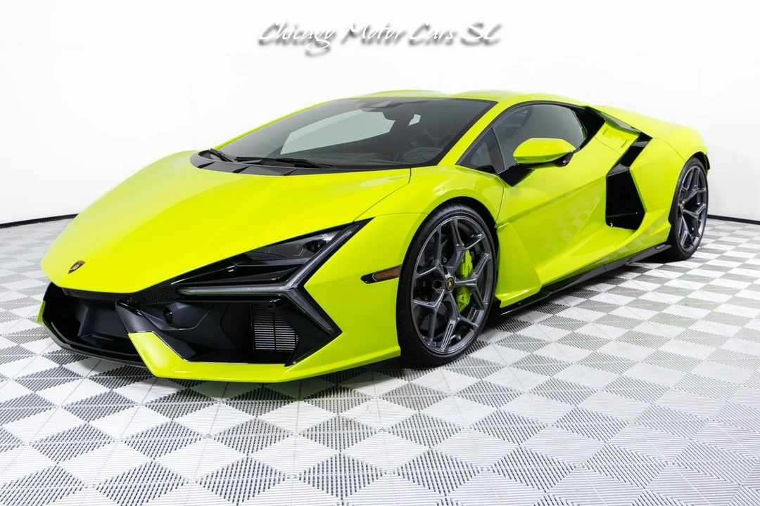 2025 Lamborghini Revuelto - Image 2 of 31