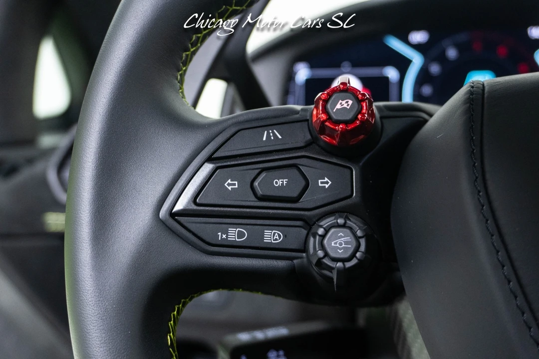 2025 Lamborghini Revuelto - Image 29 of 31