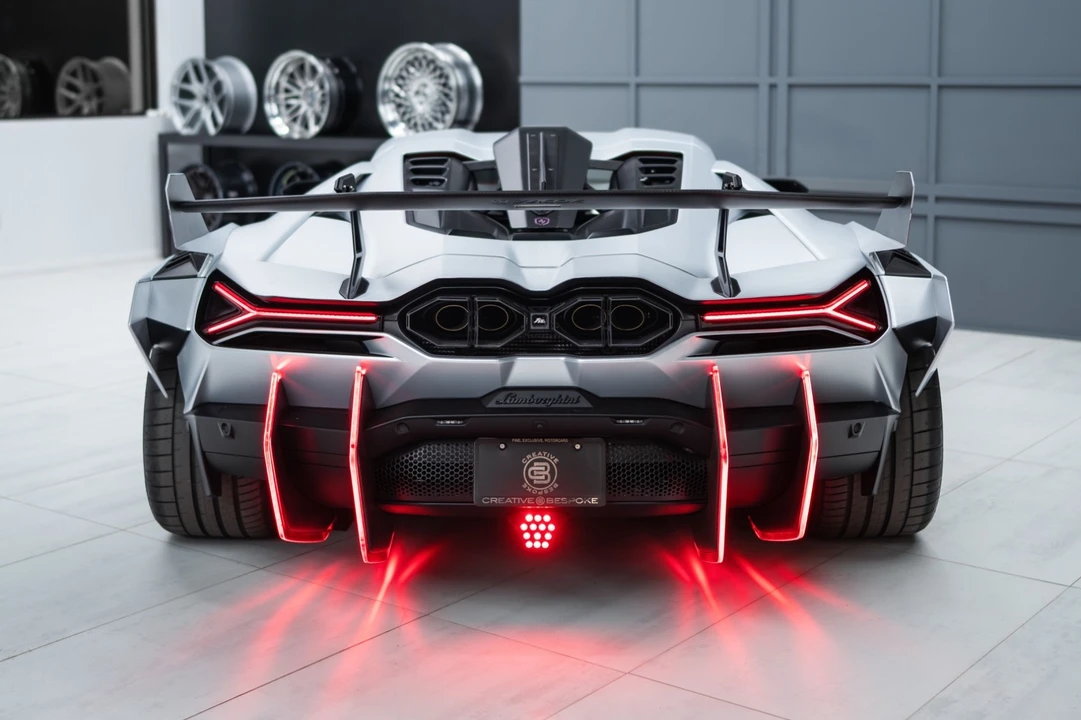2025 Lamborghini Revuelto - Image 3 of 21