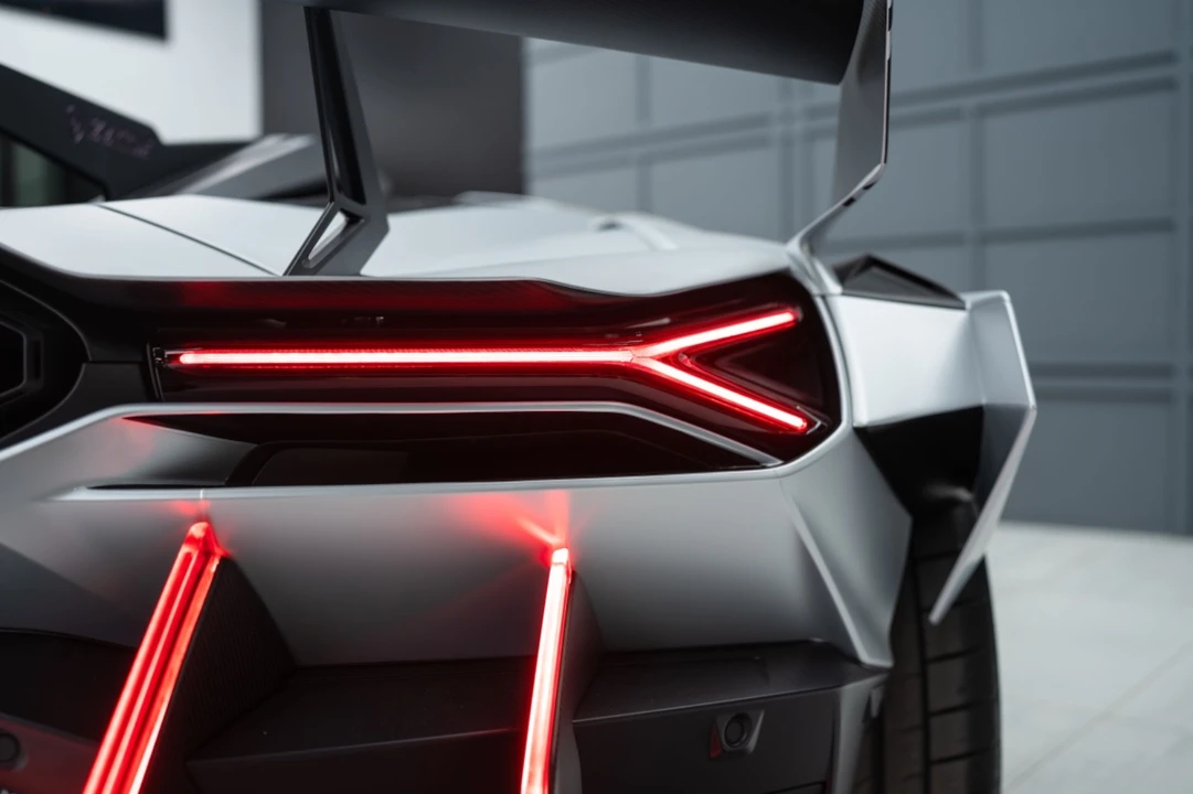 2025 Lamborghini Revuelto - Image 6 of 21